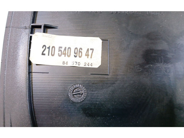 Přístrojová deska  Mercedes-Benz E W210 1997   