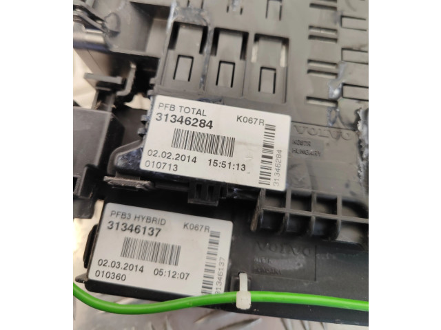   Pojistková skříňka 31346284, 31346137   Volvo V60 2014