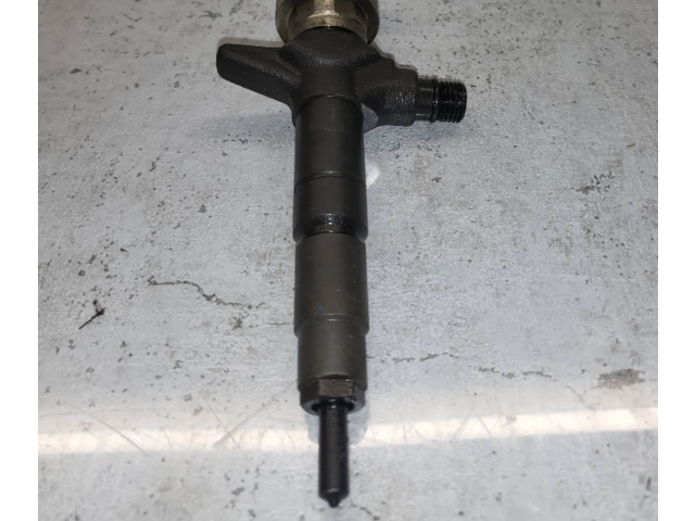 Vstřikovač 8982601090, 04T69626   Isuzu D-Max  pro naftový motor 3.0  