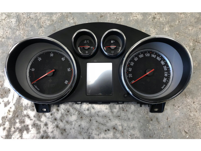 Панель приборов 13460581   Opel Zafira C       