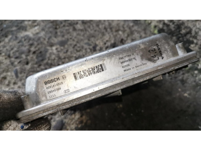 Řídící jednotka 0281010319, 08677708   Volvo V70 2002