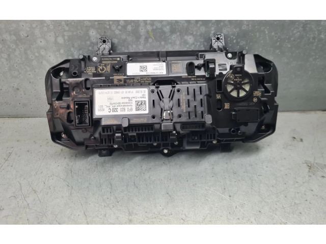 Přístrojová deska  Seat Arona 2023 6F0920320C, A3C0122630300  