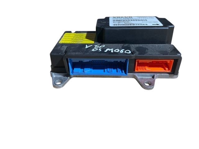 Vstřikovač 31334738, A2C84371000   Volvo V50     