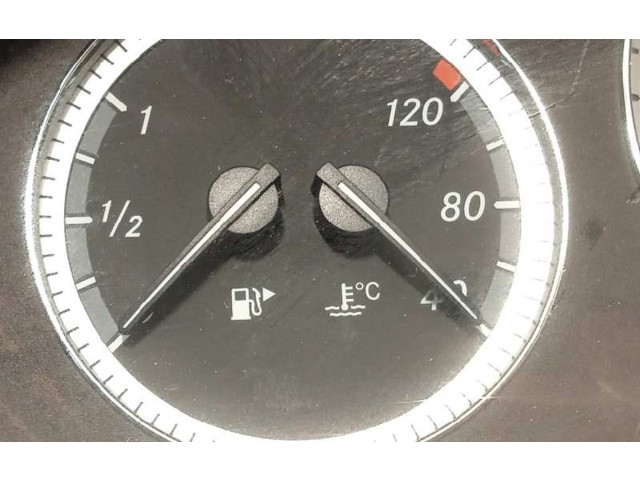 Přístrojová deska  Mercedes-Benz C W204 2008 A2044400111, A2049004300  