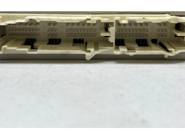   Pojistková skříňka 8922160520, 2381002612   Toyota Land Cruiser (J150) 2019