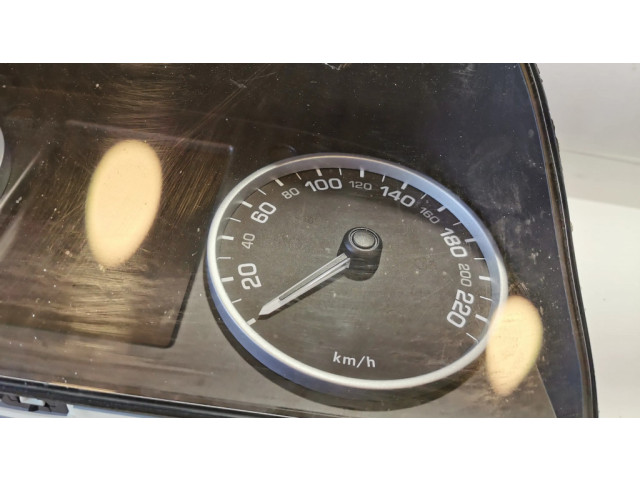 Панель приборов AH2210849EG   Land Rover Range Rover Sport L320       