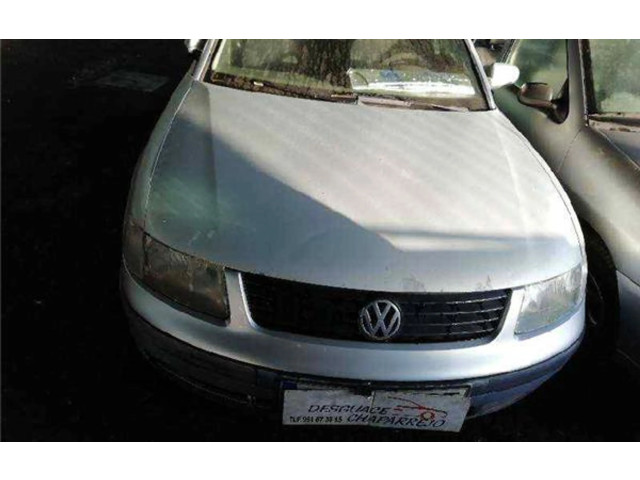 Zpětné zrcátko  Volkswagen Passat Alltrack 1997    