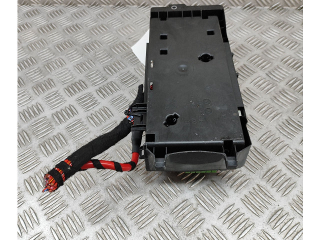 Блок предохранителей  A1675454000   Mercedes-Benz EQC    