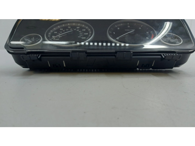 Přístrojová deska  BMW 5 F10 F11 2012 928048501  