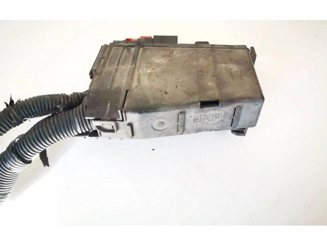 Блок предохранителей  24382ca010, 7154-7055-30   Nissan Murano Z50    