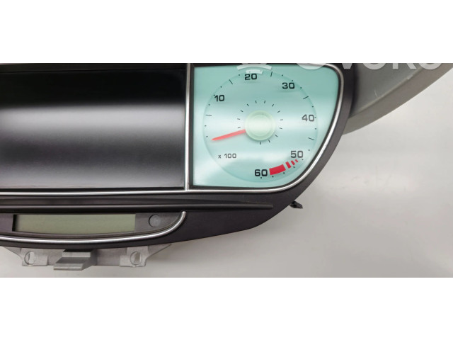 Přístrojová deska  Peugeot 807 2005 503550080223  