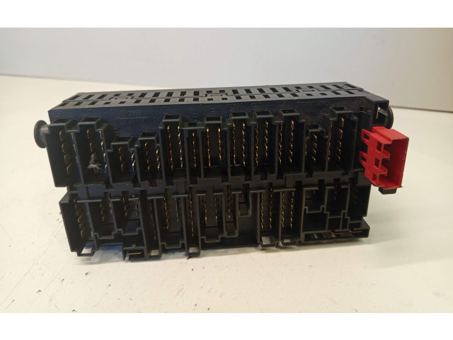 Блок предохранителей 7M0937025D   Volkswagen Sharan    