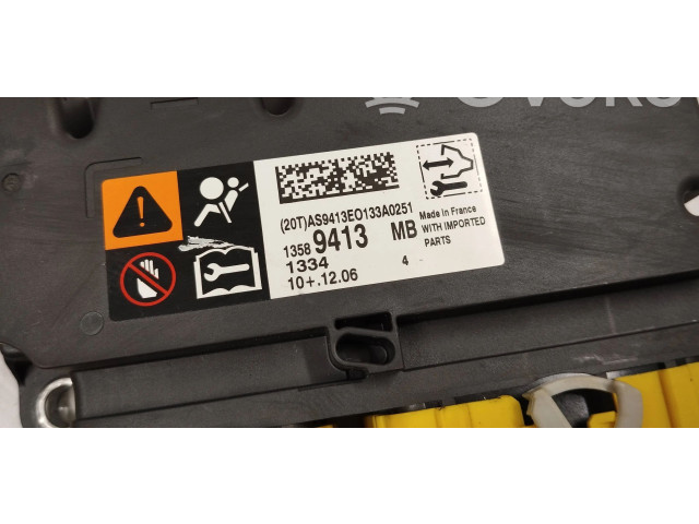 Блок подушек безопасности 13589413   Vauxhall Astra J