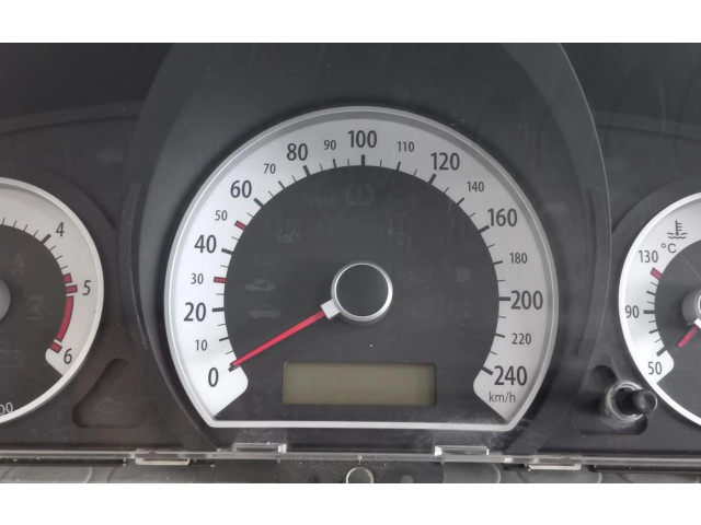 Панель приборов 940031H090   KIA Ceed       