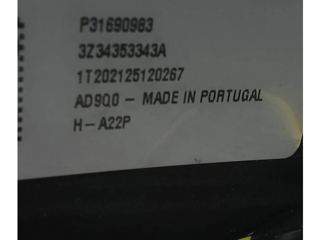 Руль Volvo XC40   -  года 31690983, 3Z34353343A      