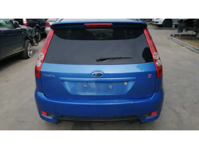 Задний фонарь  6S6113405B    Ford Fiesta   2006-2008 года