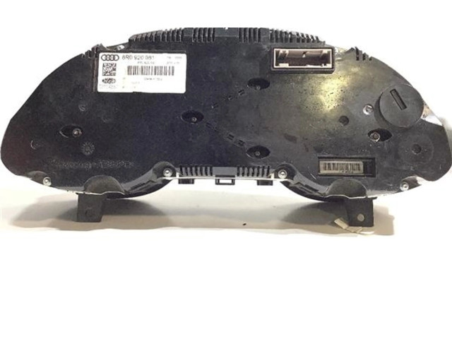 Панель приборов 8r0920981   Audi Q5 SQ5       