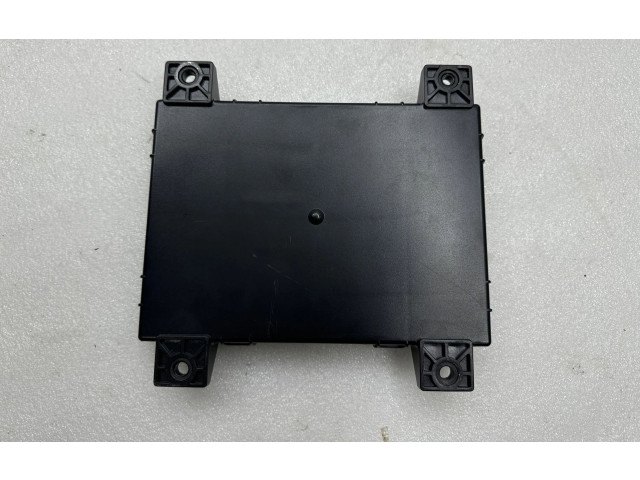 Блок комфорта 101090700D, P0747008B   Tesla Model S   