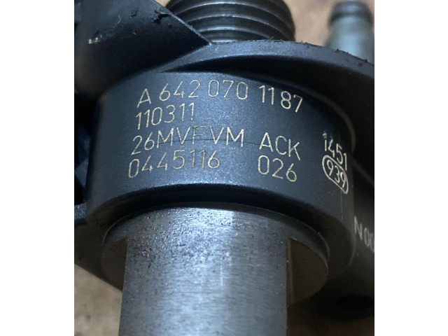 Přístrojová deska  Mercedes-Benz ML W164 2011 A6420701187, 0445116026  