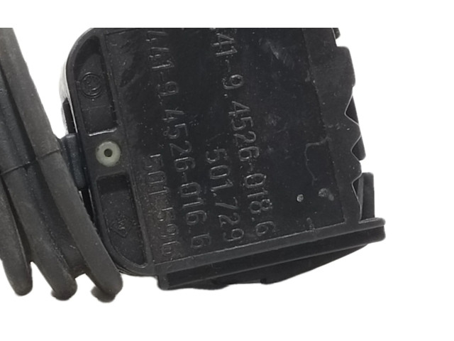 Ручка стеклоочистителей 441945260186   Skoda Felicia I