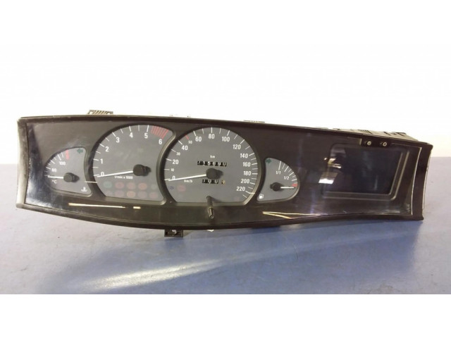 Přístrojová deska  Opel Omega B2 2000 09228420AT  