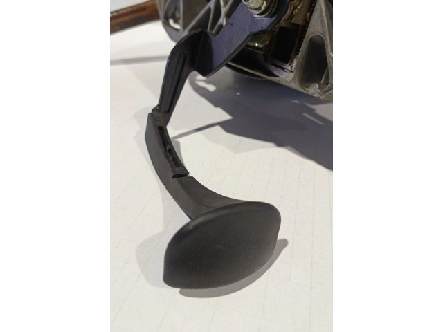 Volant Renault Megane II 2004 8200445347--A  