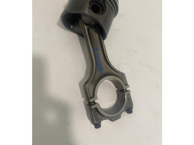  Поршень с шатуном M51D25_256T1 11252246629, 11252246630  BMW 5 E39  
