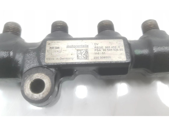 Vstřikovací lišta 9654592680, 1570G2   Peugeot 3008 I    9H01 