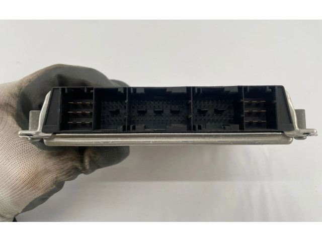 Řídící jednotka A6681530679, 0281011149   Mercedes-Benz Vaneo W414 2004