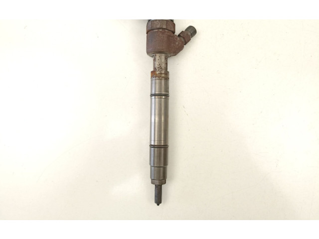 Vstřikovač 338002A110, 0445110223   KIA Cerato    D4FA 