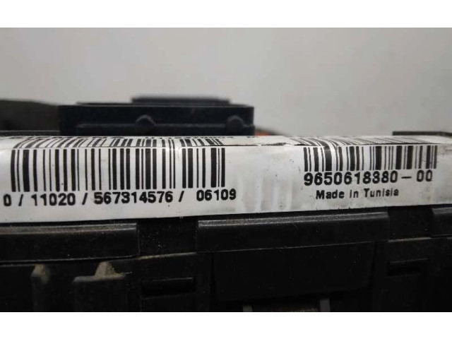 Pojistková skříňka Řídící jednotka BSM 9650618380, U118470004   Peugeot 1007 2008
