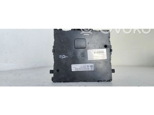   Pojistková skříňka 8200870483   Nissan Primera 2001