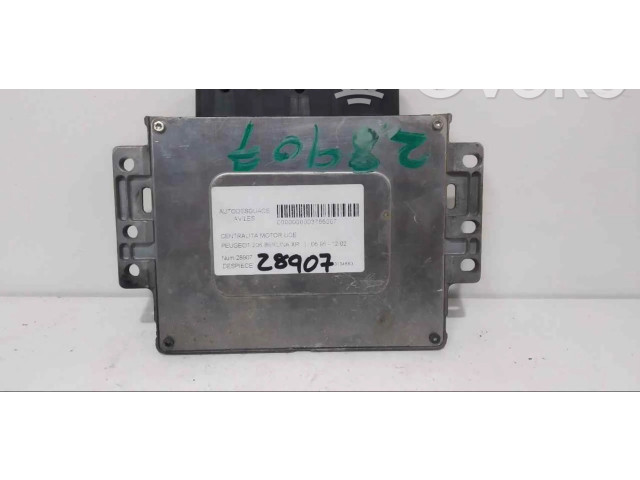 Блок управления двигателем ECU 9643134680   Peugeot 206+