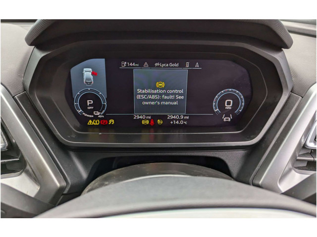 Přístrojová deska  Audi Q4 Sportback e-tron 2024 89A920725H, F4BSport  