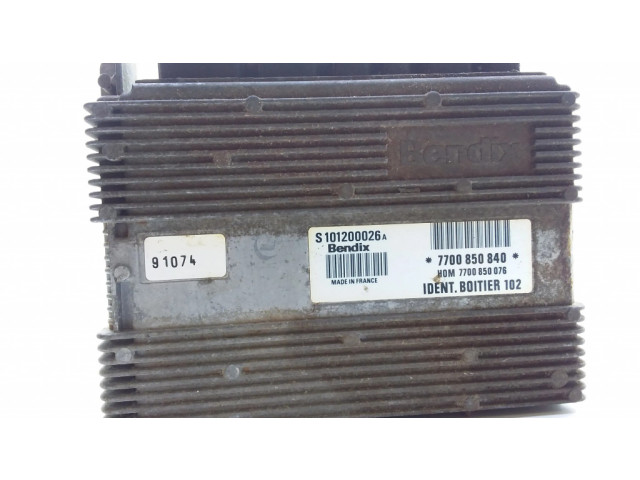 Блок управления коробкой передач 7700850840, 7700850076   Renault Clio I