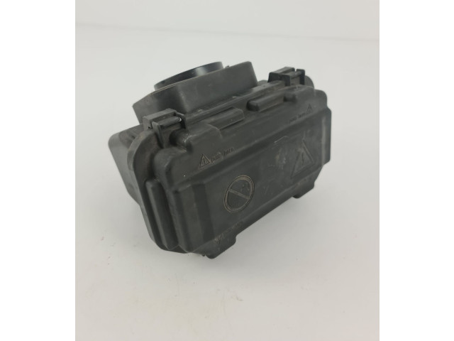 Ящик предохранителей (комплект) 9224872   BMW 1 F20 F21 2012