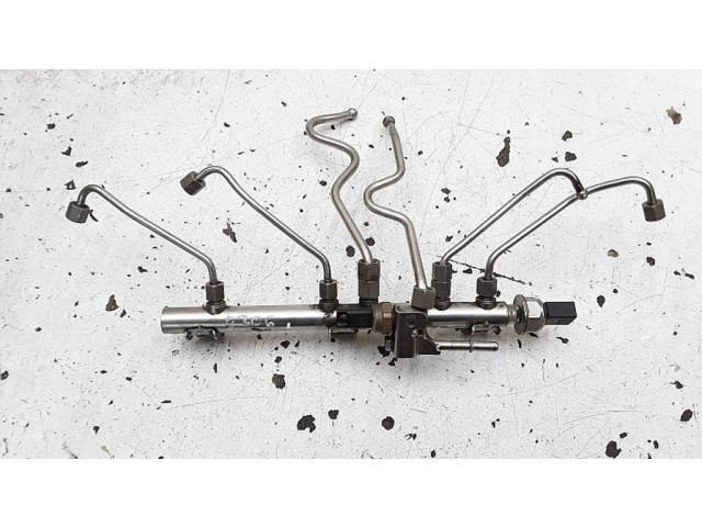 Vstřikovací lišta 1353756247404   BMW 1 E82 E88  pro benzínový motor 2.0  