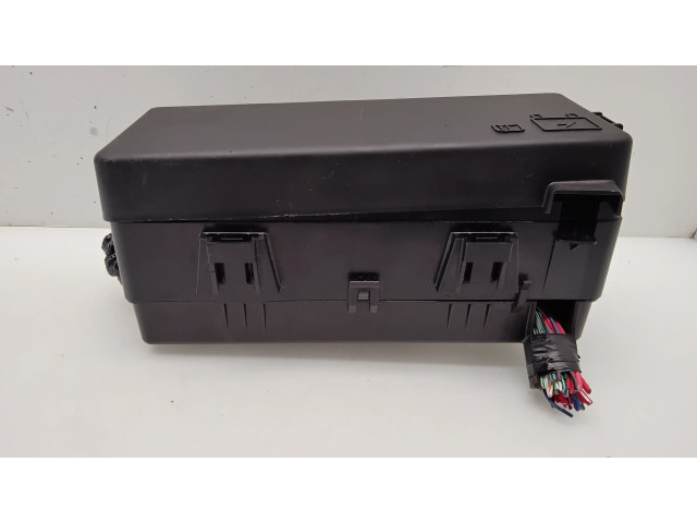Блок предохранителей  58835A, P04607496AE   Chrysler 300 - 300C    