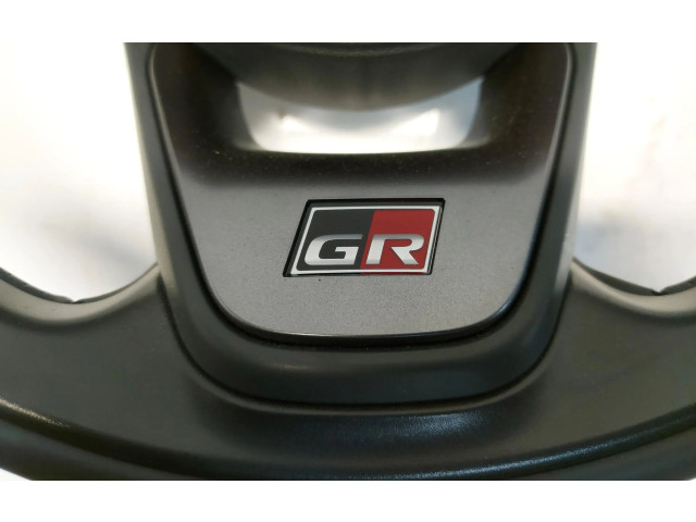 Volant Toyota Yaris XP210 2023   