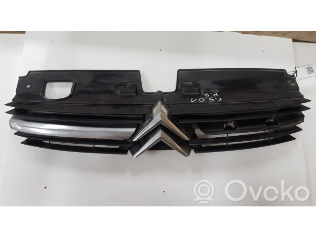 Передняя решётка Citroen C5 2001-2004 года 9636751980      