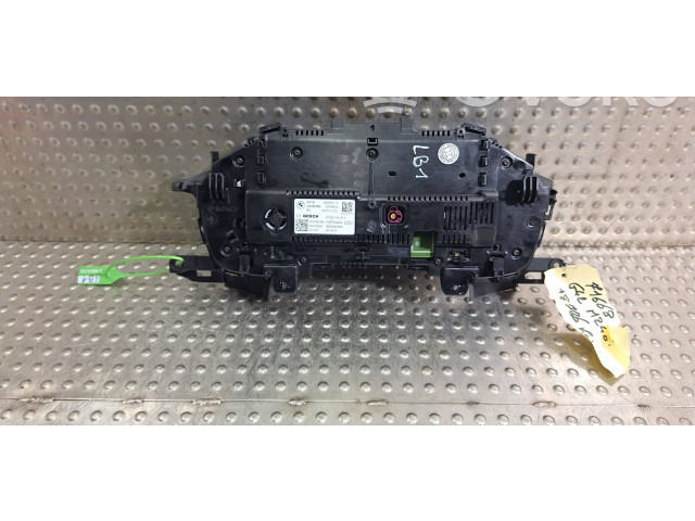 Панель приборов 8709815, 5A4B489   BMW 5 G30 G31       