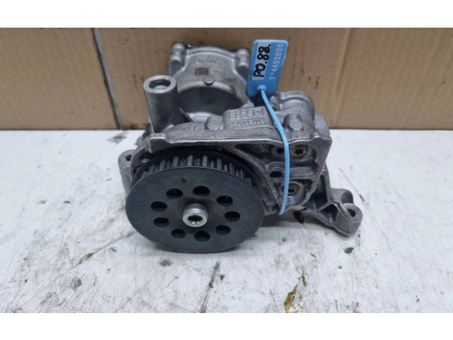 Čerpadlo oleje 04L145208K   Volkswagen PASSAT B8   