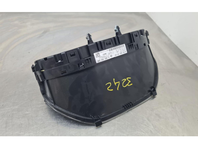 Přístrojová deska  Mercedes-Benz A W176 2015 A1769003303, 0263700338  