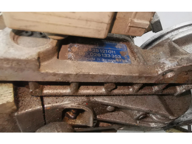 Vstřikovací lišta 0438121011, 026133353   Audi 80 90 B3     