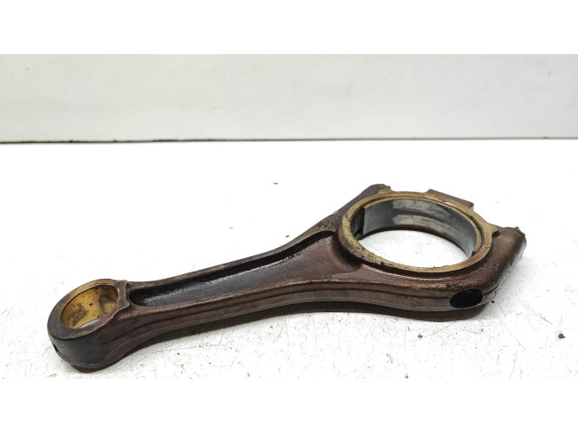 Ojnice  223    BMW 7 E65 E66  4.4