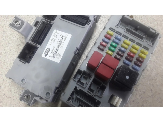   Pojistková skříňka 51789318, 51786924   Fiat Croma 2006