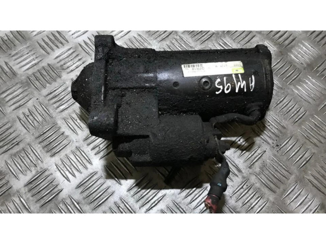 Стартер  md329260, d7r18   Mitsubishi Carisma