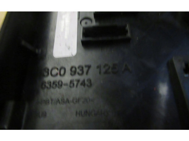   Pojistková skříňka 3C0937125A   Volkswagen PASSAT B7 2011