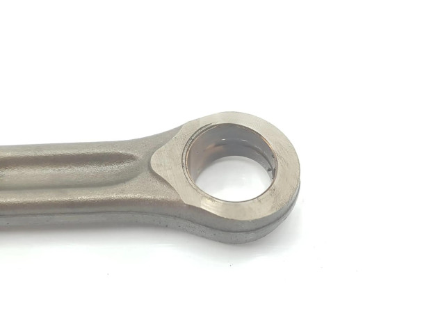 Шатун  C16DSOX, T1DB    Ford Focus  2.0