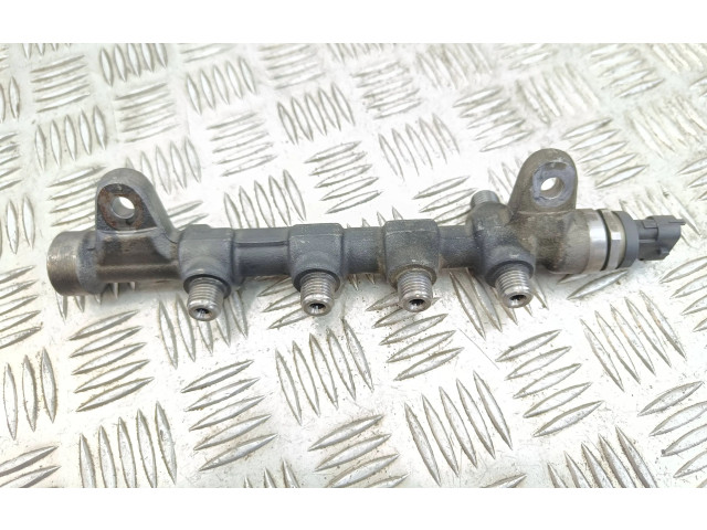 Vstřikovací lišta 55576177, 55573364   Opel Zafira C    A 20 DTH 